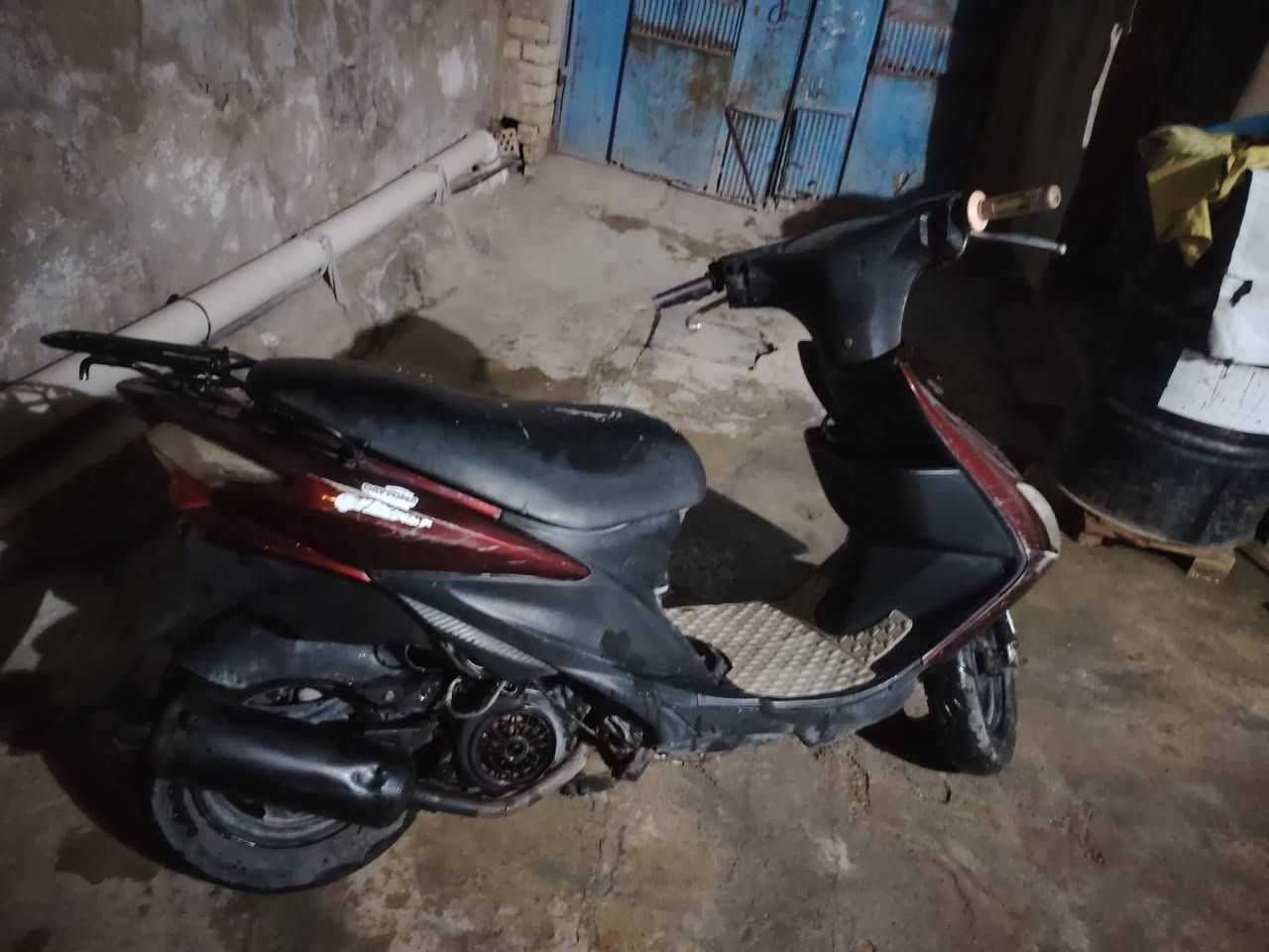 سلام عليكم شباب دراجه لبيع سعر 250وبه مجال للستفسار***********
