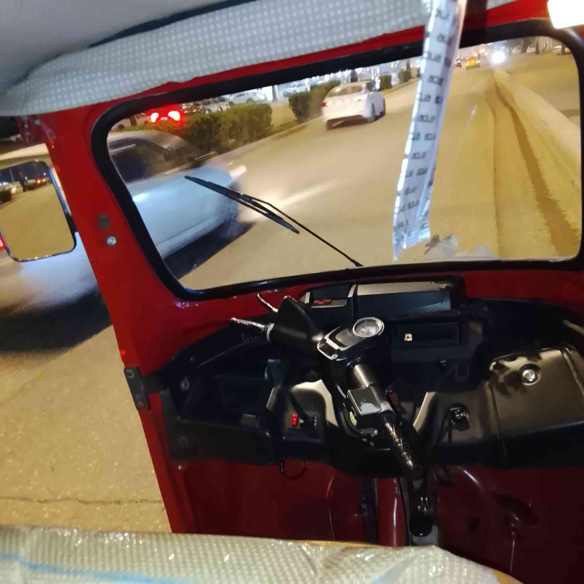 سلام عليك تكتك لبيع تي في اس بعده جديده كرتون بيه مكينه ستوني شاده صارله شهرين غرسه ما تسمع صوته وراق مو موديل 18 بكاني ابو رمانه ميسان ***********
