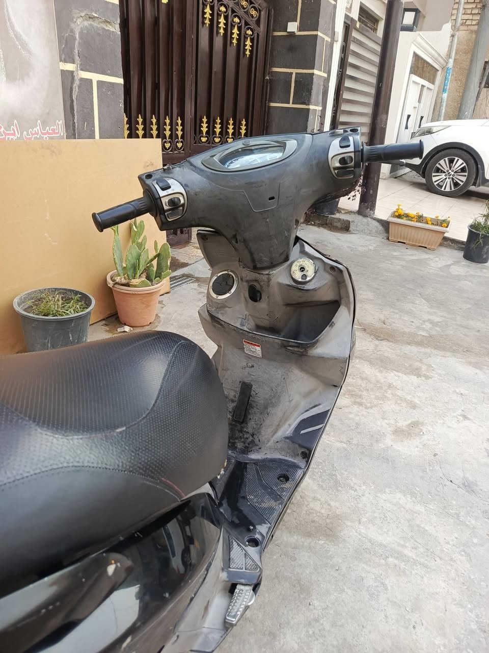 سلام عليكم عندي دراجة جتي ار البيع مكفولة كفالة عامة نكرة سلف مكينة مكفولة كفالة  عامة مانقصهة ايشي مكاني الشعلة حي الجوادين اتصال او خاص ***********
