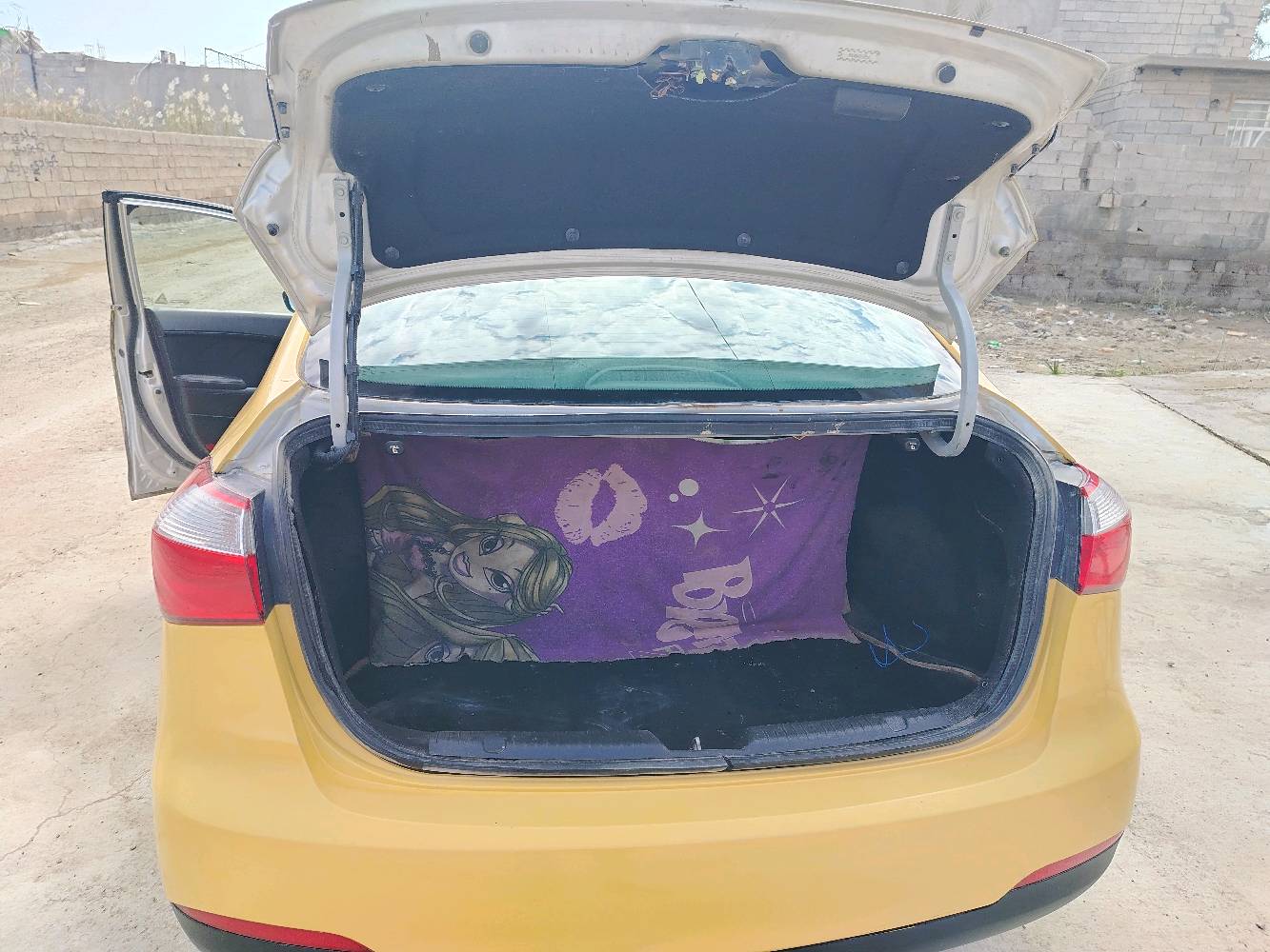 مواصفاته نص فول

تحكم استيرين جهتين

دشبول صاج

اشاير بل مري

كامره بلاديه فول

شاشه

دسكات 4

مانع انزلاق ABS

محرك دوش 1800

سياره ماشيه 145 الف

رقم بغداد جوال مو خط

كير /محرك /تبريده ثلج ❄️/كفاله

سعره 107 وبيه مجال

*********** وتساب

*********** وتساب
