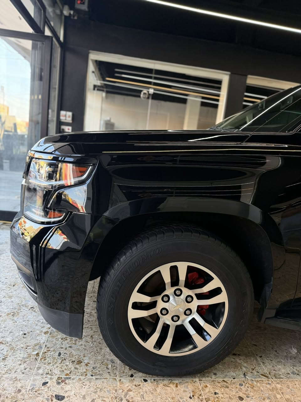 السلام عليكم 
للبيع فقط
حادث امريكا 
جاملغ امامي فقط ومبدل اصلي من شركة المنصور ومصبوغ
 السياره  الادامه مالته كله بل شركه وموجوده الفواتير
تاهو موديل 2019 شكل المقدس المرغوب
مواصفات  ماشيه72 الف ميل حقيقي
حالة السيارة ممتازه
‏‎المواصفات:
‏‎ مواصفات LT
‏‎8V 5.3 محرك المرغوب
كشنات خلفيه VIP منفصل سياحي
داخل بيجي ‎
كراسي جلد
‏‎كراسي كهرباء 
‏‎كراسي خزن(ميموري)
‏‎كراسي تدفئة الامامي 
‏‎تبريد خلفي شاشه
‏‎رادار
نظام تحديد على مسار السيارة
قيادة ذاتيه
‏‎كروس سرعه
‏‎فول تحكم استيرن(جهتين امامي+جهتين خلفيل
‏‎شاشه عرض الأعطال 
‏‎صندوق كهرباء(شفط)
‏‎دبل گير(عادي+اوتوماتيك)
‏‎حساس(خلفي)
‏‎مانع تزحلق
‏‎شاشه اماميه كبيرة اصلية
‏‎كامره خلفيه 
‏‎تشغيل عن بعد
‏‎قاصة سرية
الاتصال ع الرقم ***********
مكان السياره بغداد حي الجهاد
السياره باسمي واني المستورد ثاني يوم تحويل
