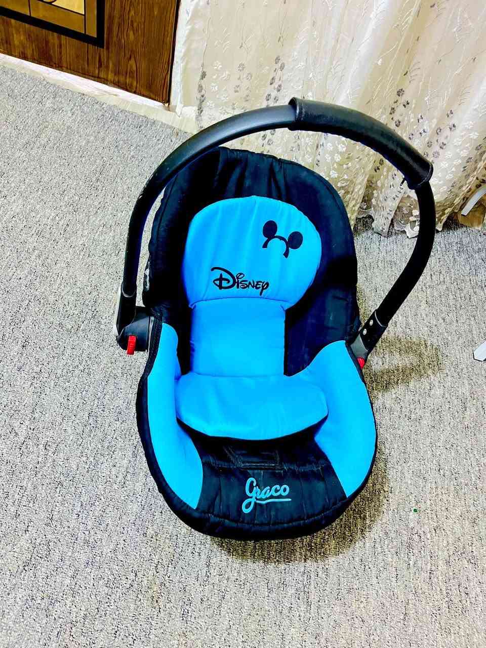 غراض للبيع مستخدمة جداً قليل عدا المقعد الجوزي جديد وغير مستخدم
هزاز 20

كرسي 15

مقعد 18 وبي مجال 15

كاروك كبير 40

للتواصل واتساب ***********
