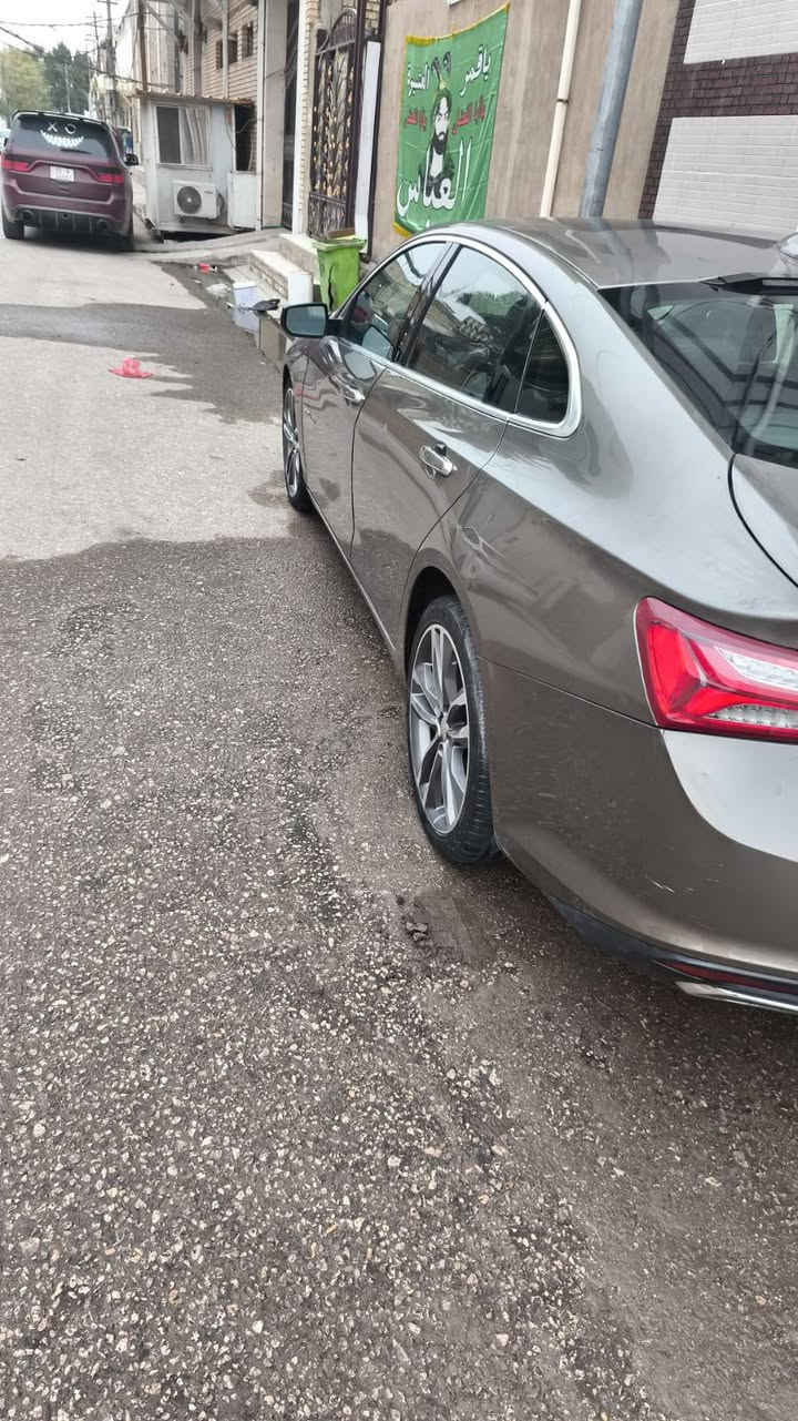 سلام عليكم
ماليبو 2000تيربو بريمير 
السياره فول للاخير السياره نصبه وشلعه تخبل 
كير محرك شرط فول نضافه 
حادثها جاملغ وبنيد فقط السياره كله ع ايدي ماكو شي تجاري كله ع البلاد عنوانها ب النجف بدون كسران رقم الهاتف ***********سعر اذا شراي خابر وتدلل جوه السوك بعشر ورقات
