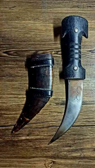 #السلام عليكم خناجر للبيع  بسعر مناسب
#للإستفسار ***********
