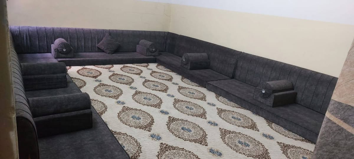 مد عربي للبيع في اربيل سماكة ١٢ سم ضغط تواصل واتس او خاص***********
