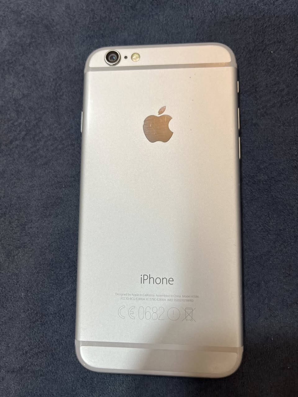 آيفون ٦ 
بطارية ٨٢ 
ذاكرة ٦٤ 
رقم واتساب:***********
مكان:أربيل
