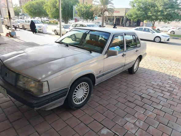 السلام عليكم فالفو 940 للبيع
***********
