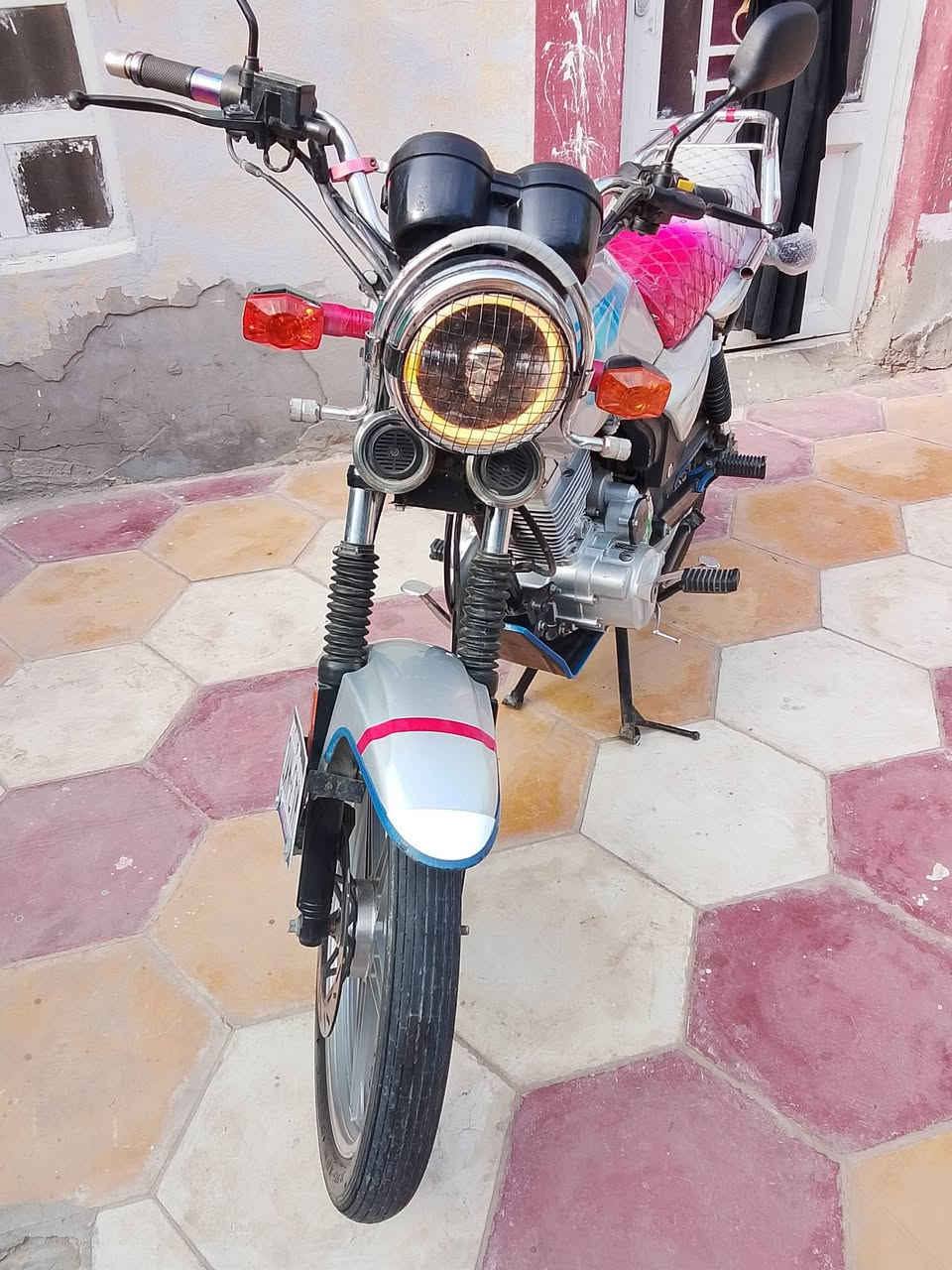 للبيع دراجه دايوان عظم اصولي م 22 كربلاء الحسينيه رقم ***********
