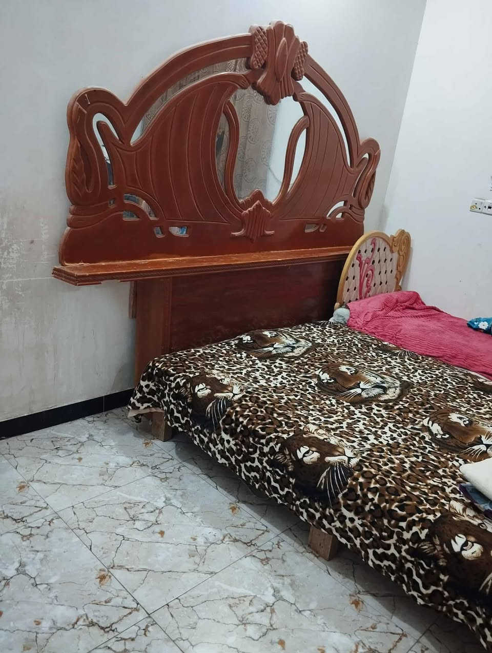 غراض للبيع مكان يم مستشفئ التركي جرابي ٢ ب٤٠ بيهن مجال البوفيه ٦٠ بيها مجال الكركون ب٤٠ الجربايه جبيره ب١٥٠ خشب عراقي صاج


**إذا كنت صاحب هذا الإعلان وتريد حذفه لأي سبب، رجاءا أرسل رسالة إلى الدعم الفني**