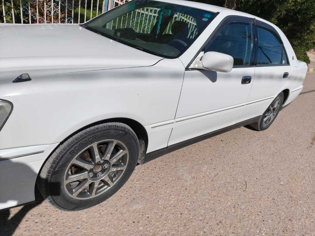 ملكه دوات دوات كصه قماره سعر 45بيه مجال حك جيه
4دكم/4كشنات كهربائي
برده /ثلاجه/تبريد قطعتين خلفي امامي
ويل نجمه /تخم تاير/
مكينه ديفور الكبير  كير /حداديه 100/ارقام وسنويه طبق اصل شاصي 
***********
