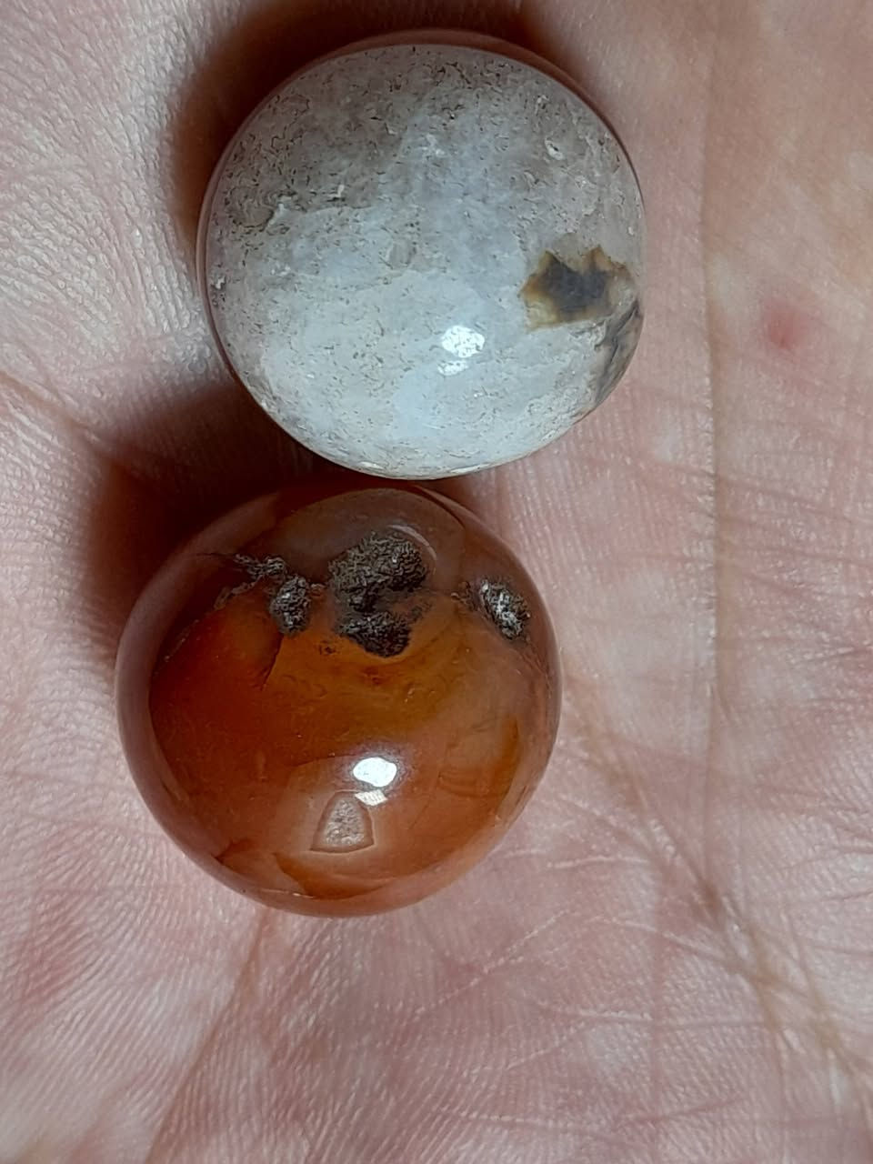 #ياالله
السلام عليكم ورحمة الله وبركاته 
نقدم لكم كل ماهو جديد ومميز 
متابعينا الكرام نقدم لكم حجار (  عقيق سليماني طبيعي رباني قديم )  بسعر (50) الف والتوصيل ( توصيل مجانا)   اقوى عرض تحطيم الاسعار  للحجز والاستفسار مراسلة الصفحه او الاتصال على الرقم يوجد واتساب ‎0774 784 6745 يوجد توصيل الى كافة محافظات العراق 🇮🇶 🇮🇶
