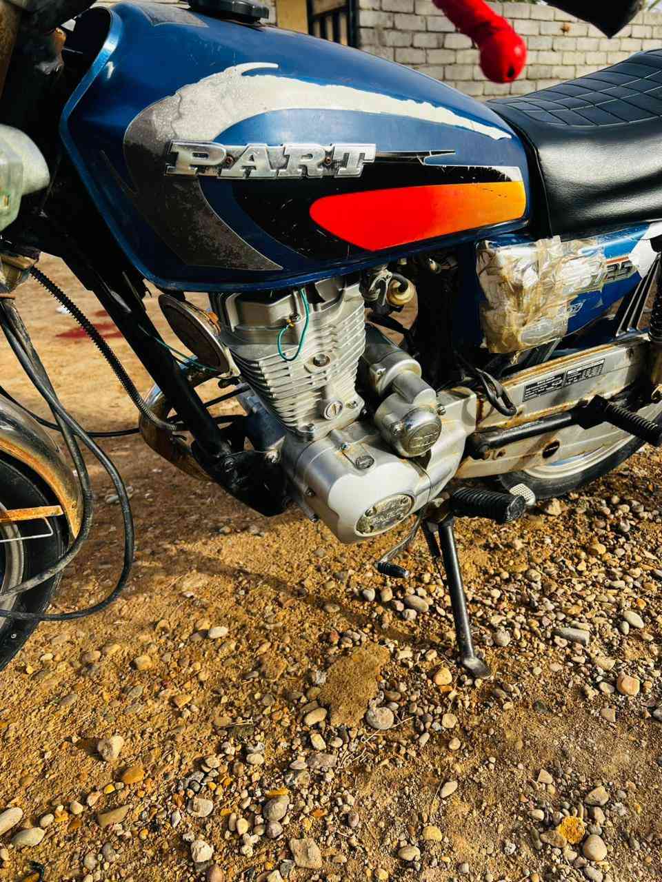 سلام عليكم شباب دراجه بارت ٥ كير دراجه وراق  سعره ٦٠٠.......مديل ٢٠١٤ ارقم ***********
