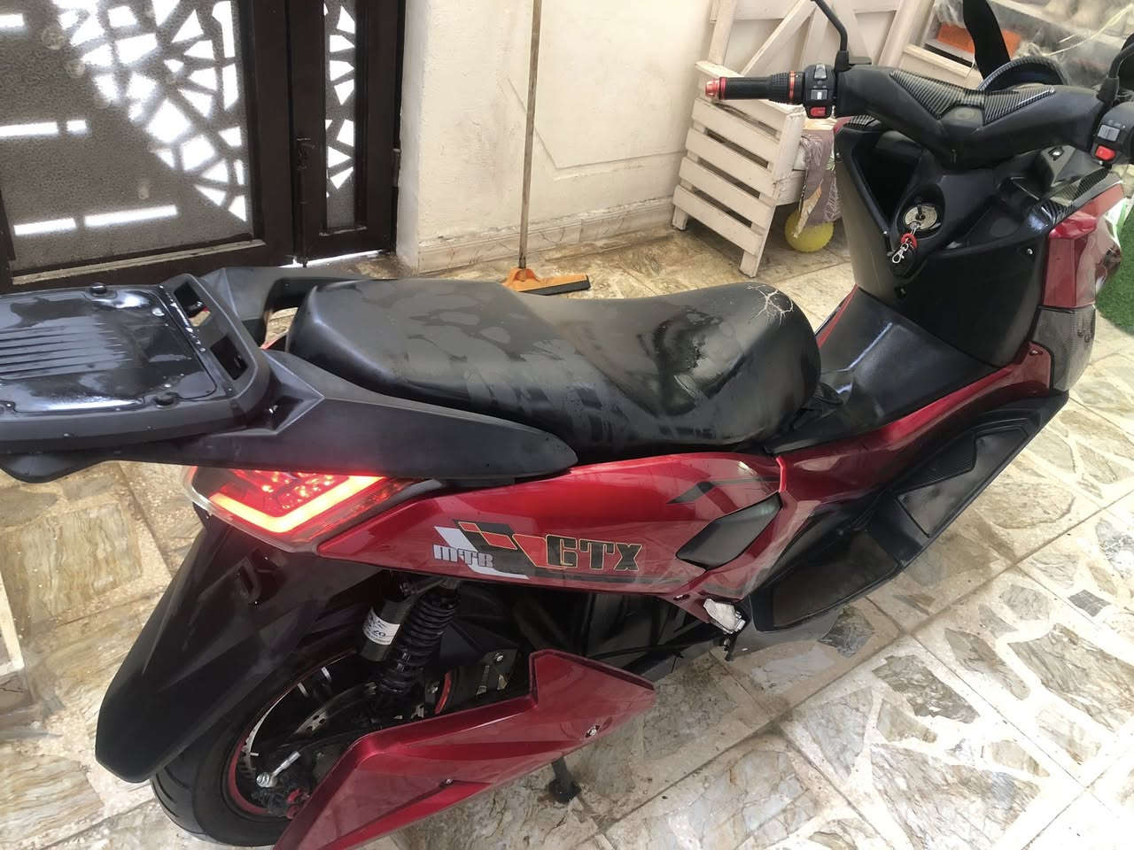 السلام عليكم اخوان من رخصة الادمن دراجة شحن للبيع السعر مليون و200 المنطقة الحرية رقم الهاتف ***********
