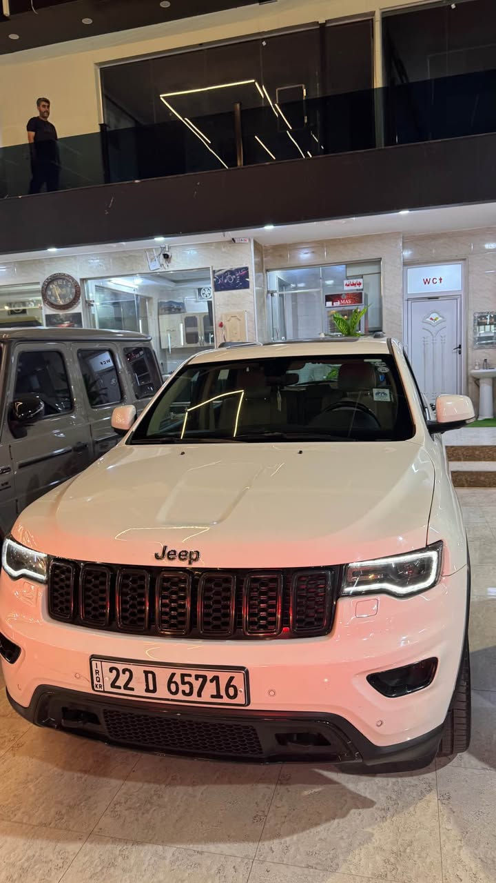 jeep 2021 limted harlem
فول مواسفات کوشن سارد و گەرم سوکان هیتەر رادار ئاوێنە پێش و پشت حەساس پێش و پشت کامیرەی دواوەی هەیە بێ سبوخ بێ لێدران یەک جێی پیدیئار و دو پەنجە کارتی هەیە تحویل غرامە گێر مەکینە بە شەرت v6 3.6litre
*********** أربيل, العراق
