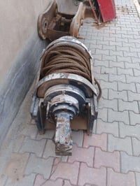 ونج سحب 30 طن البيع  سعر 10$ الاتصال  ‭0781 860 2040‬