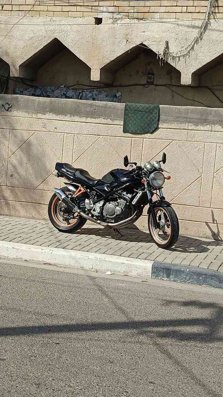 معروفه. الدراجه. كفاله عامه. مكينه برقي مامفتوح بيها اوراق. شرط 180.الدراجه مراوس بيع رقمي واتساب*********** محتاج وريد ابيعها والحاجه الله قيم واخذ
