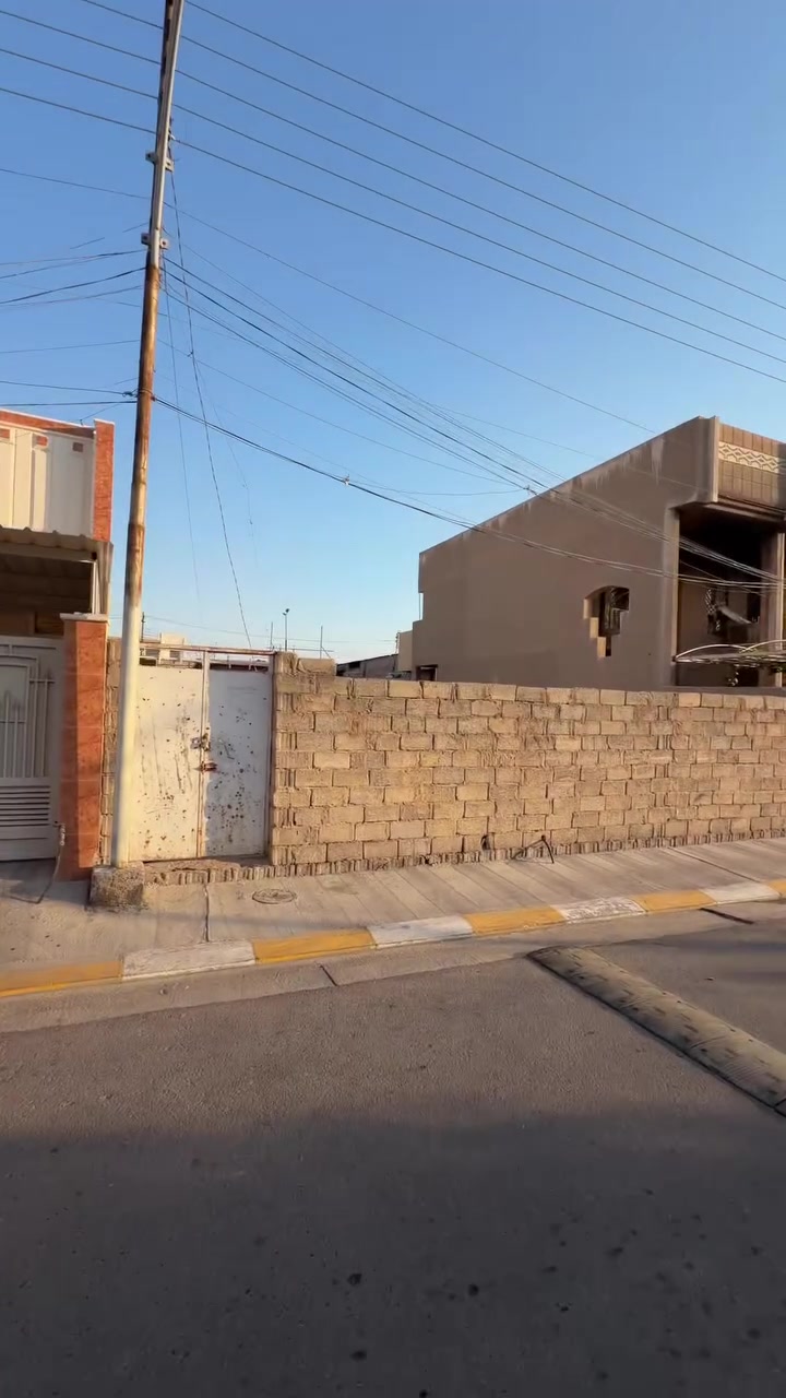 🏚قطعة ارض للبيع 

🔹العنوان: الفلوجة 
حي الوحدة (بين سايدين حي الوحدة و دائرة الجنسية القديمة )
📍طابو صرف سند بإسم شخص واحد
📍 شارع: 10م
📍المساحة: 312 م٢  : 

⚠️ مكتب الوسام للعقار -مقابل مطعم حجي حسين  
 الاتصال

‏‭ ‭***********‬  ‭
 ابو بكر
