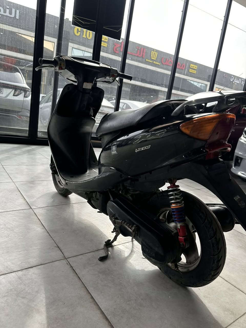 السلام عليكم مطور فرخ لكزز مطور جديد لون اسود كامل محرك شرط مامفتوح فقط قبق هندر مفتوح هندر وحد يشتغل بس يردلو باتري حابط كلو شغال السعر 275 بي مجال بسيط مكان موصل حي الكرمه ومتوجد بل معارض ***********
