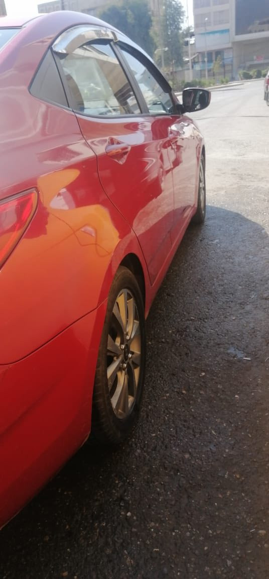 سلام عليكم اخوان عندي اكسنت مضلع 2016 ضرر بوند صاحبه الشرعي  اني *********** *********** كابون بيها ورقي رقم نينوى 
(اريد اعارض بتكسي)  او بيع 

مكلف بل نشر
