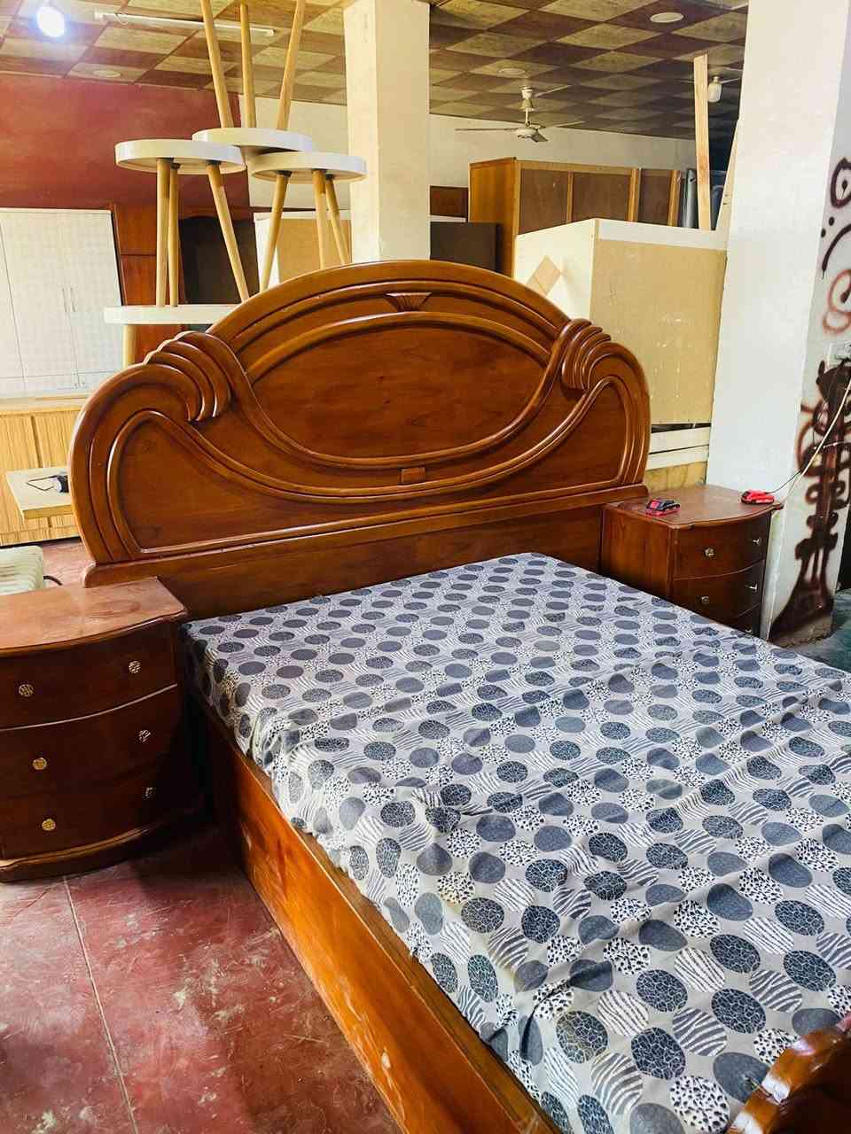 غرفه نوم صاج درجة أولى السعر 600و بيها مجال الاتصال عل الرقام ***********. *********** مع الفتح و الشد و التوصيل داخل كركوك كركوك, العراق
