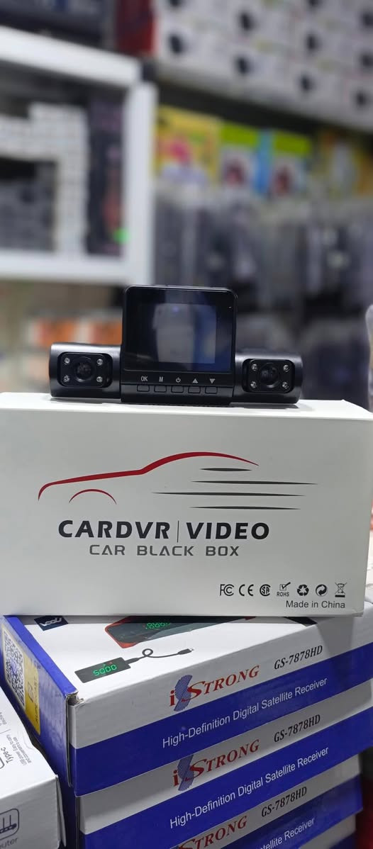 كاميرا مراقبة سياره داخليه بعدة اتجاهات مختلفه 
السعر ( ٣٥٠٠٠ ) ألف
احمد ***********
اياد للصوتيات والمرئيات 
***********١
سكيورتي تنصيب و صيانه كاميرات المراقبة
