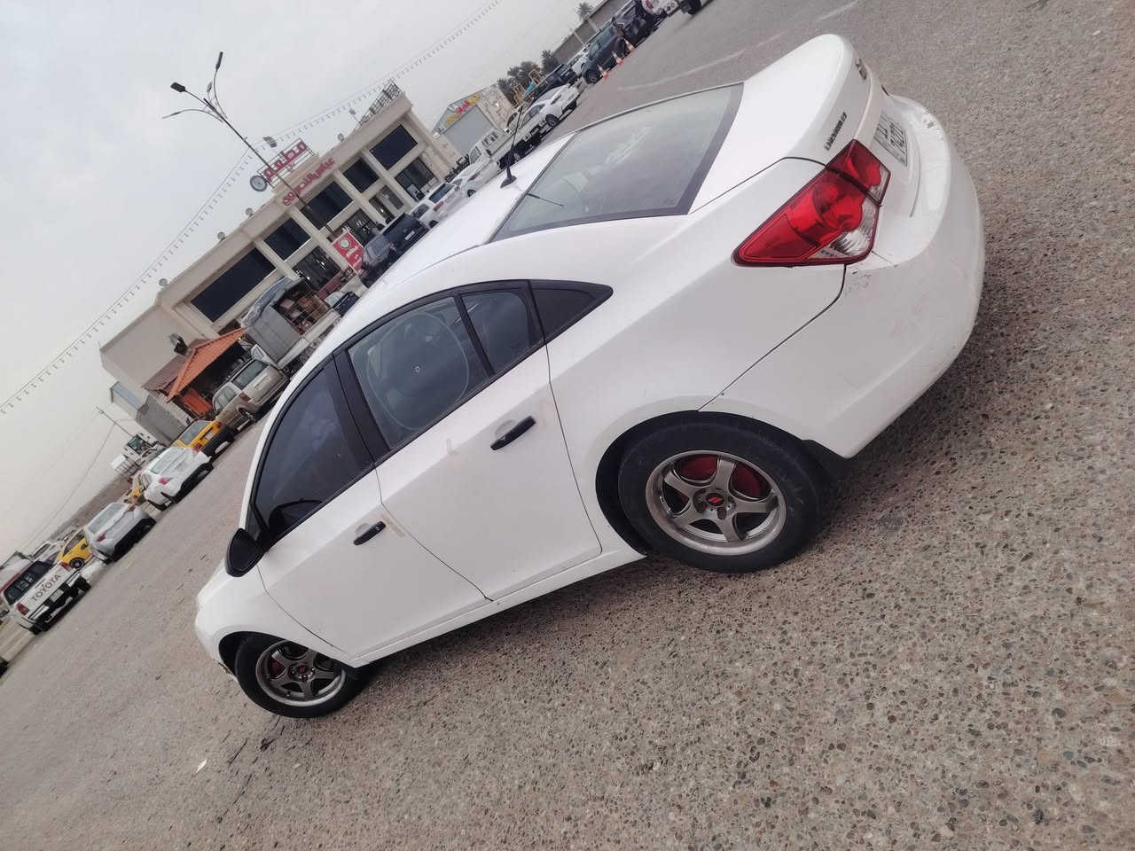 سلام عليكم خوان عندي هاي سياره شوفر كروز لبيع موديل 2010 خليجي سياره كامله يه نقص مابيه محرك وكير كفاله عامه بسمي صبق حزام سعر 65 وبيه مجال قليل وخوان سياره كاتب تفاصيله بل منشور 
   قره ودك وبيك خير ودلل مكاني بغداد المحموديه *********** ///***********
