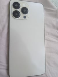 ايفون صيني 13 برو ماكس ذاكرة 256 بسعر 75000 الاتصال 07724092198