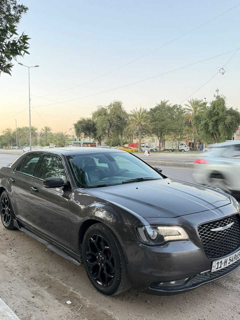 السلام عليكم اوباما2018  فور ويل  سياره فول مواصفات بانوراما كشنات حضن تدفئه تبريد   اربع بوب سماعات اشاير مري ردار جانبي بجم عريض  ترحيب كلاصات حار بارد تخم تاير كومهو اصلي حداديه كلها جديده حساسات خلفيه اماميه  حادثها موضح بل صور خلفي بسيط  السعر175   مكانه بغداد 
الاتصال ***********
