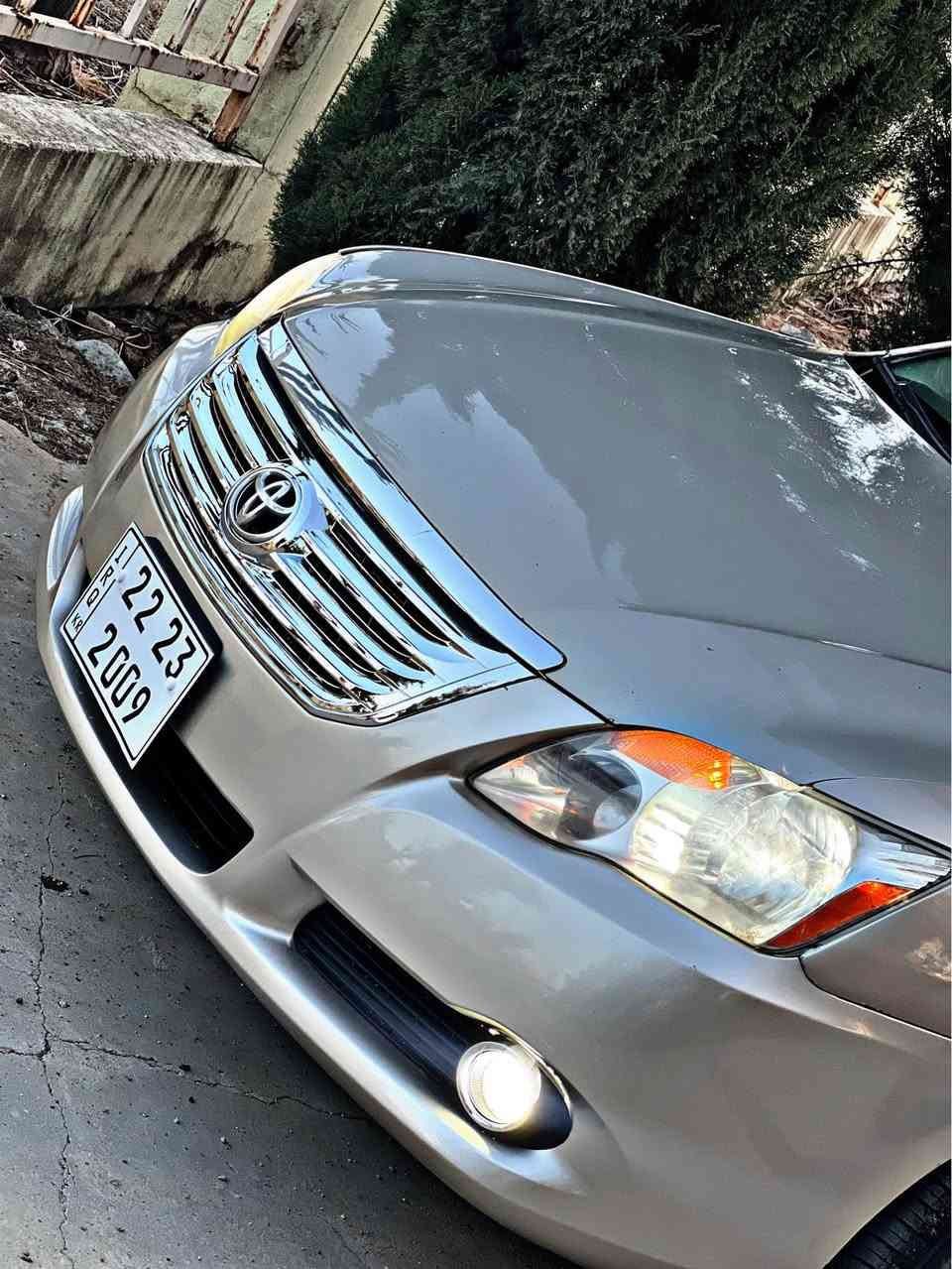 بەناوی خوای گەورە 

بڕاوە بڕاوە.  
ئەڤەلۆن بۆ فرۆشتن 
ڕەنگی جکولیاتی
مۆدیل ٢٠٠٨ 
سەیارەکە خلیجیە 
ناوزەردە  ــ. بەسمەیە  ـــ  کوشن خەزن 
سەیارەکە تا بلێی جوانە 
مالی دۆستە سەیەرەکە 
کامل مەسرەڤ کراوە. 
کارەبای بەشەرت 
گیر و مەکینە بەشەرت بورخی بانەدراوە 
بریکی بەستراوە سەیارەکە توند و تۆلە 
هەر خەلەلی ٢٠٠$. ببرە بە شەرت ئەی ڤرۆشم 
هەر چوار تایەی لۆکی لەژیرە
گەرمی و تەبریت بەشەرت 
 
تکایە گەر مشتەری تیل بکە    ☎️*********** رانية, السليمانية
