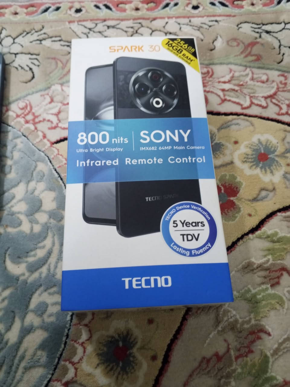 سلام عليكم موبايل تكنو سبارك30 كامل ملحقات اخو الجديد استعمال قليل ذاكره 256 الرام 16 العشوائيه 8 السعر 150 ومجال قليل حك الجيه عنوان بغداد العبيدي للتواصل***********
