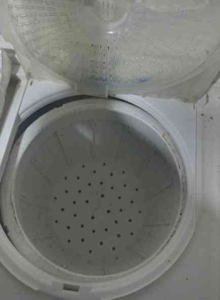 هيتاشي 20 كيلو غسل بطانيه يابان اصلي نضافه فول مستخدم قليل  شرط تغسلو تقتنعو يله تاخذيهه 125مع التوصيل بغداد فقط..... مراسله الصفحه او الاتصال ***********وتساب او..مراسله الصفحه ضمان شهرين
