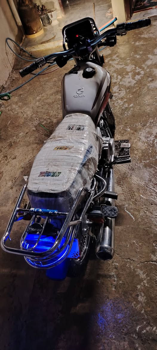 دراجه تايگر 20 مكينه مبدل ولفات فقط. تحريك ومعدل دراجه نضيفه المكان حي السماح. السعر 425. وبيها مجال. ***********
