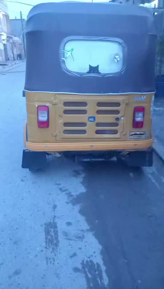 سلام عليكم متاح تكتك ٢٠ مكان بغداد حي بتول سعر ٥٩٠٠ رقم الهاتف ***********
