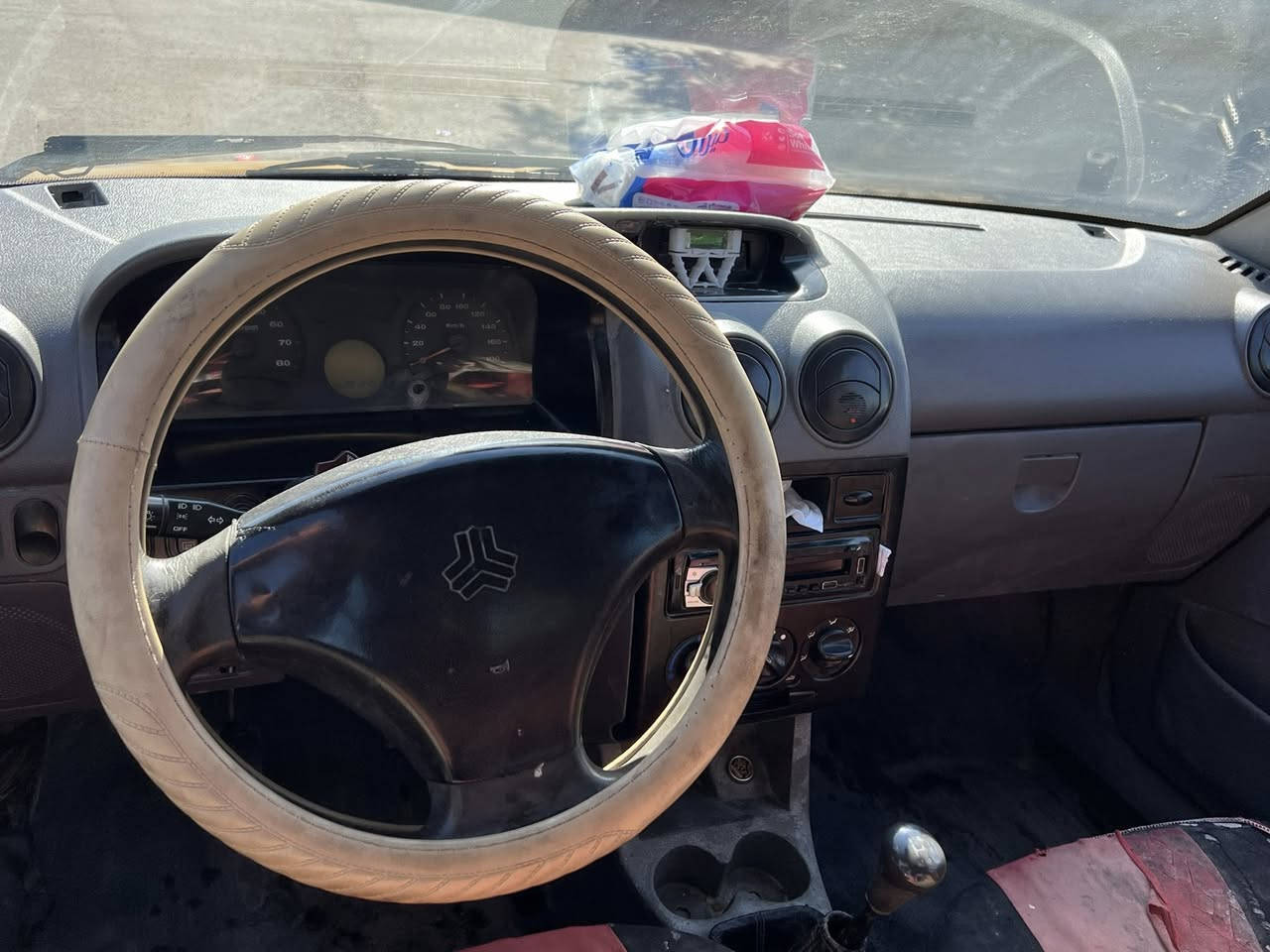 السلام عليكم سايبه مديل ١٢سنويه ضايعه راعيه ماندله اتكفلك صرقه وعشاير  رقم صدامي كير مكينه زينات ابيعلك هل موجود تخم تاير بيهه صردهه. جديد مكان السياره التاجيات قرب المرور  سعره مليون قفل ***********
