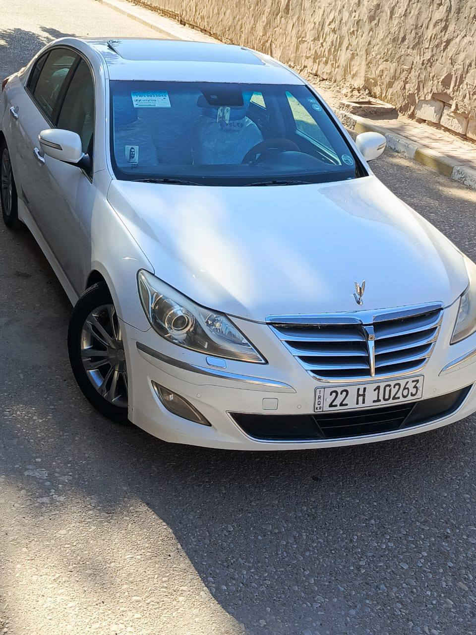 سلام عليكم جنيسز للبيع او مرواس بجيب 14,15,16,17وانطي فرق سيارتي مديل 2013خليجيه فول موصفات رويل ماوسين تحكم ستيرن رادارات حساسات خلفيه اماميه صدر جديد سياره بيها هواية موصفات ادوخ 
السعر 145وبيها مجال بصيط***********
