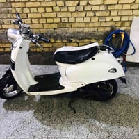 متاح دراجه عبد الحليم نضافه واضحه بصور وتجي تشوفها شغاله شلعه وسرعه وي...