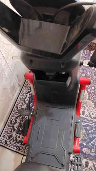 بعد أذن اللادمن المحترمين دراجه كهربائية ليثيوم اختل صفر جديدة فول بصمه كارت وبصمه بلأيد دراجه حيل نظيفه جدأ بسعر  450 الف فقط للستفسار على رقم ***********
