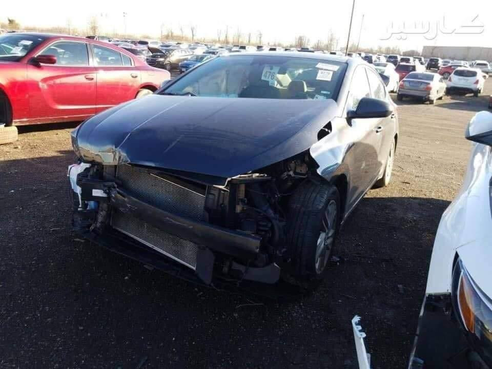 سلام عليكم النترا ٢٠٢٠ رقم بغداد السونار موجود بالصور السعر ١٢٧ مكانهه مدينه الصدر ***********
