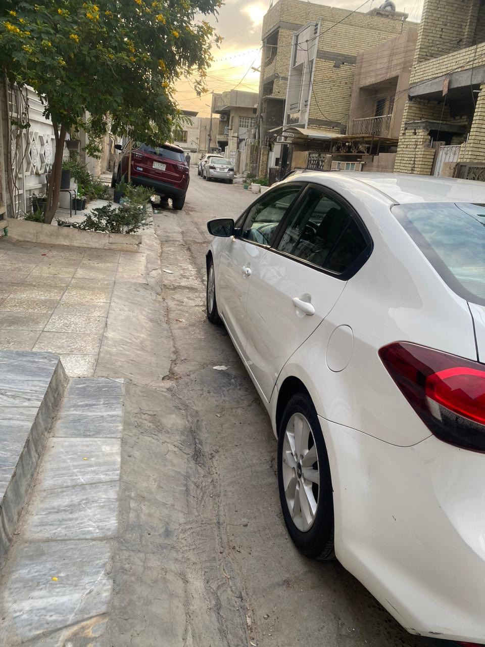 السلام عليكم اخوان فورتي موديل 2017 مكينه 2000 دوش حادثها بسيط جدا سياره خير من الله سياره بسمي تحويل ثاني يوم تريد وكاله تريد تحويل اني خادم سياره نص فول مواصفات شاشه تحكم ستيرن حساس امامي خلفي سياره خير من الله اي استفسار خاص او الاتصال عل رقم ***********
