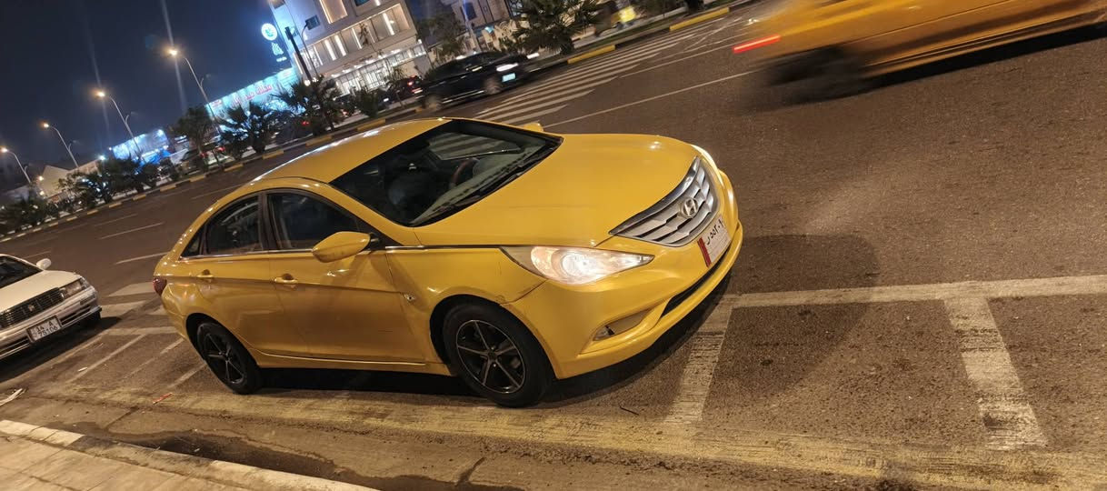 سوناتا مديل 2011وارد كوري مكفوله ضربه وتبديل وفتح حجم المحرك 2000دوش مكينه مامفتوحه مكينه كير وحداديه وتبريد كفاله رقم بصره ماشيه 200جاهزه من كلشي تبريد قطعتين عنوان بصره قرب كازينت لبنان مصفره هيئه وغرامات سعر 82 وبيه مجال رقمي ***********
