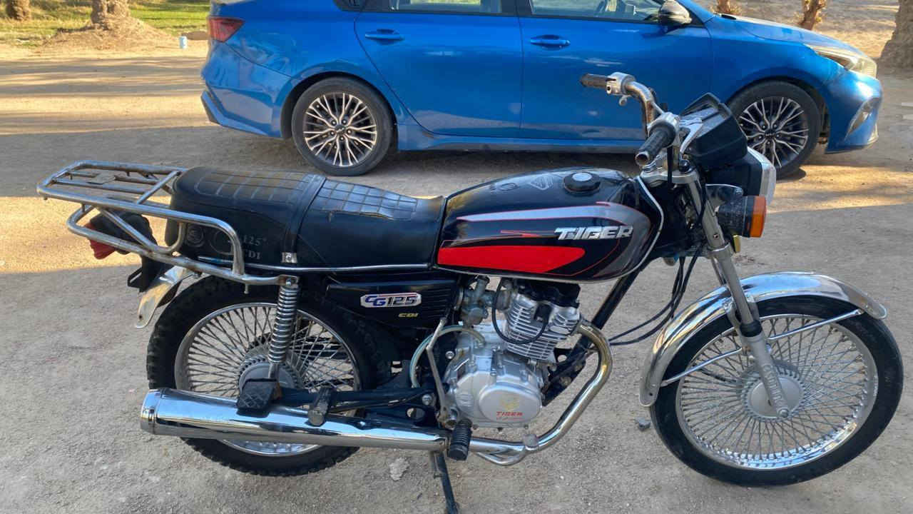 تايكر 21 كلك الدراجه اي نقص مابيهه 
مكان طويريج السياحي
350 وبيهه مجال بسيط ابو 250 اطلع كبل
*********** بي واتساب
