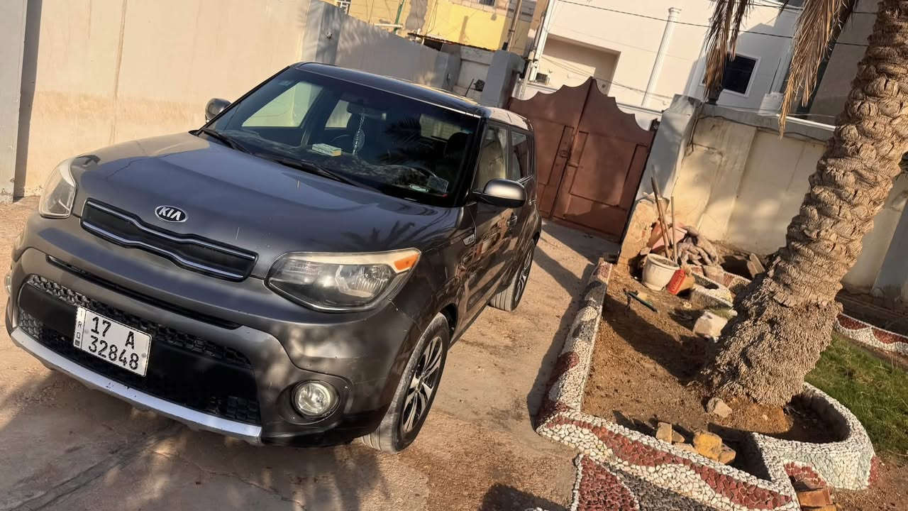 كيا سول 2018
كيا سول 2018 وارد امريكي حادث خلفي بدون ايرباك ومامبدل منه شي السياره جديده ماشيه 53 الف مكينه 1600 gdi تيربو كير 6 نمر المكينا والكير خير من الله شرط شركه على فحص تبريد ثلج تيرات جدد ستوني مبدلهن السياره كلش حلوه الشراي يتصل على رقم ابيع او مراوس حسب القناعه 
***********
