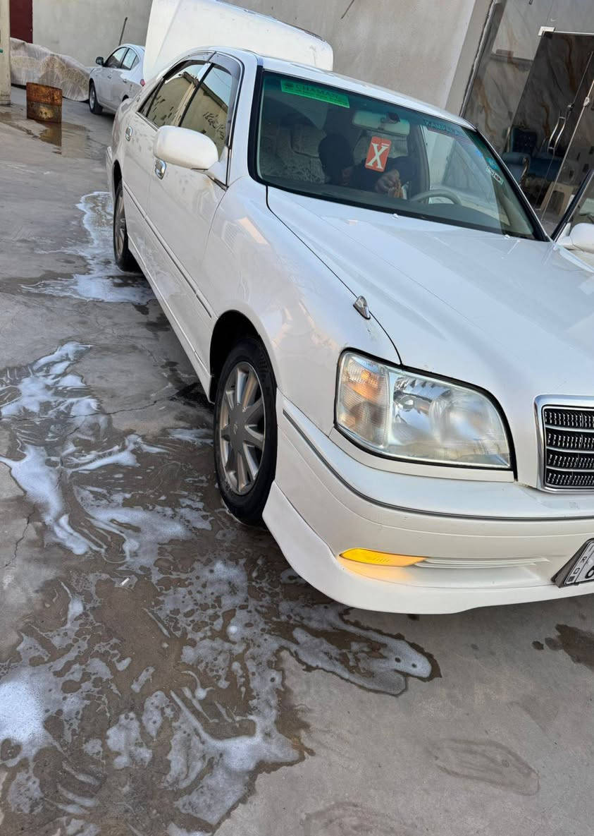 جنون كفاله عامه من كلشي فقط بيها لغد مبدل بليابان والباقي كفاله عامه سياره جديده  بجيس مال مزاد ماشيه 9000 فقط فول مواصفات كرستال اصل مكينه ديفور سنويه لل 31 رقم انكليزي سعرها 138 وبيها مجال قليل *********** بصره الشعيبه
