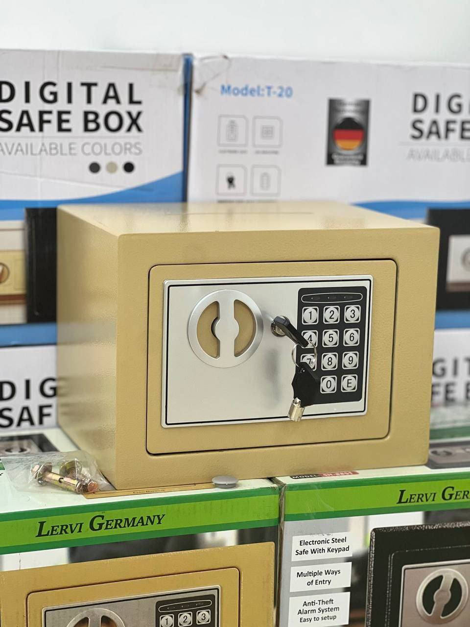 قاصة حجم 23*17 السعر 30الف توصيل مجاني جميع محافظات العراق للحجز والاستفسار مراسلة واتساب *********** بغداد, العراق
