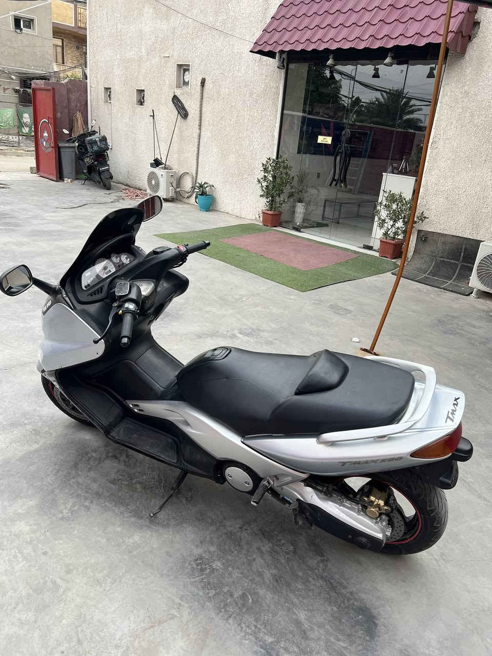 للبيع TMX2007ماشيه 33الف بيه ملاحضه بل كفر مكينه مكفوله وبيه منضومه زنون نازله من معرض كلشي وكلاشي 
السعر  ١٩ وبيه مجال العنوان بغداد بارك السعدون 
رقم ***********
