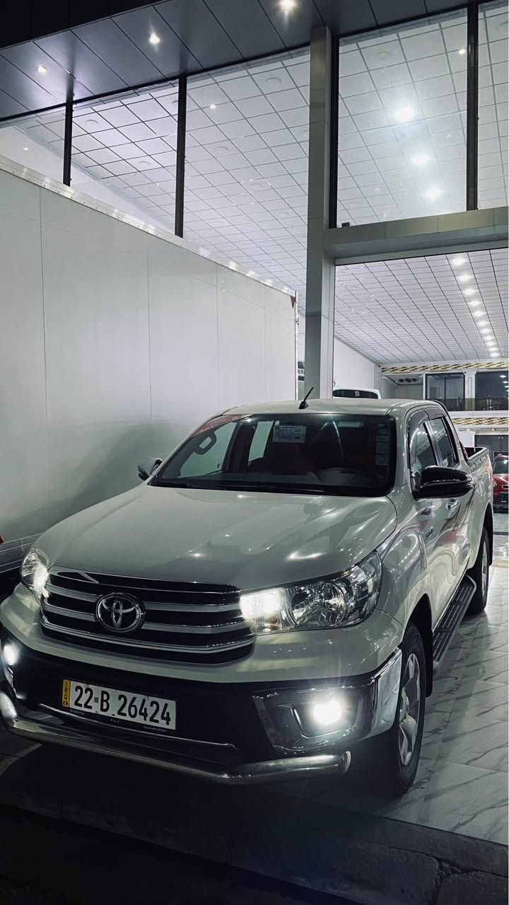 تویوتا هایلوکس 2020 لۆک بێ بۆیاغ هیچ هیچی نیە چوار تایەی لۆکی لەژێرە تەحویل و بەناو کردن بەشەرتە تەنها 100000 km ڕۆیشتوە گێڕ حادی گێڕ و مەکینە بەشەرت بەنزینە 
بۆ پەیوەندی کرد 📞
***********
*********** أربيل, العراق
