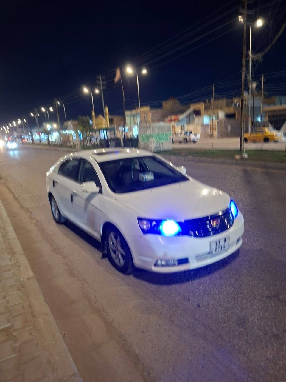 سلام عليكم سياره جيلي امكراند مديل ١٣ سياره مكفوله كفاله عامه وجاهزه رقم سنويه جديده رقم ميسان كير ومحرك تبريد تدفه تخم تاير حداديه جاهزه واي استفسار هاذا رقميى*********** العنوان ميسان ام غربه سعر ٦٠ وبيه مجال
