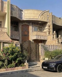 بيت للبيع المساحة 150 متر الواجهه 7.5 نزال 20 بناء 2014 طابقين 4غرف نو...