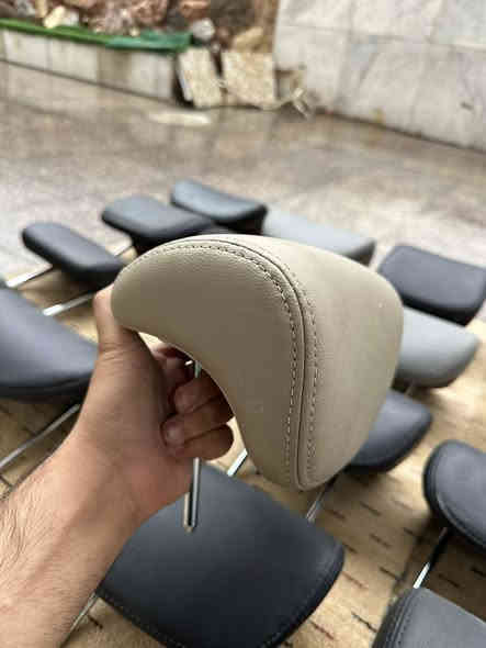 سلام عليكم 
زوج تجاوي لون بيجي جلد ع البلاد 
مكاني النجف 
***********
توصيل 🚚 متوفر للجميع المحافظات
