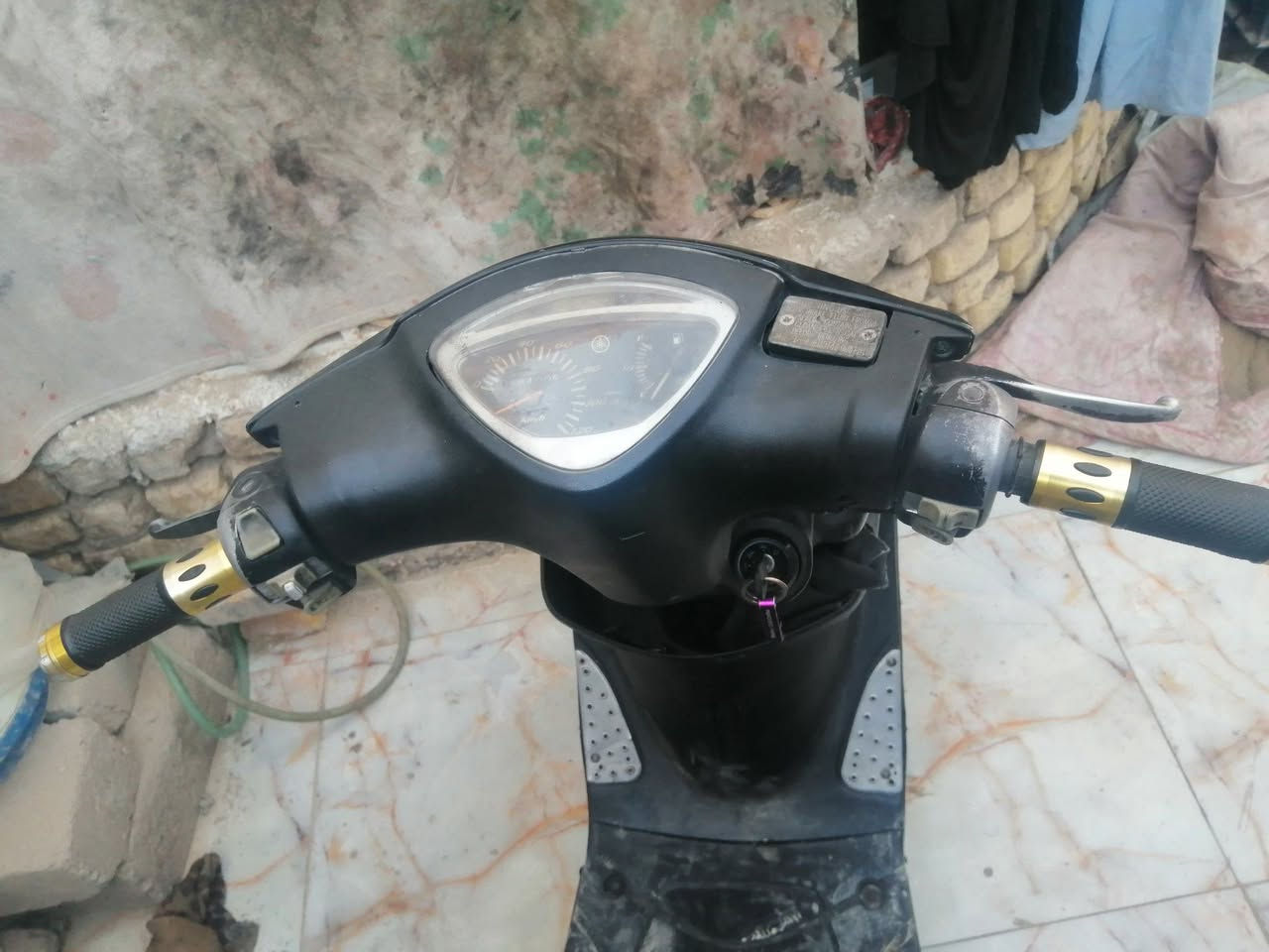 ماكس عدله للبيع بوشه ٥٠ بلاد مبدل بيه بس ولفات تشتغل سلف هندر كهربيات كامله ب٣٥٠ وبيه مجال مكان فضليه ***********
